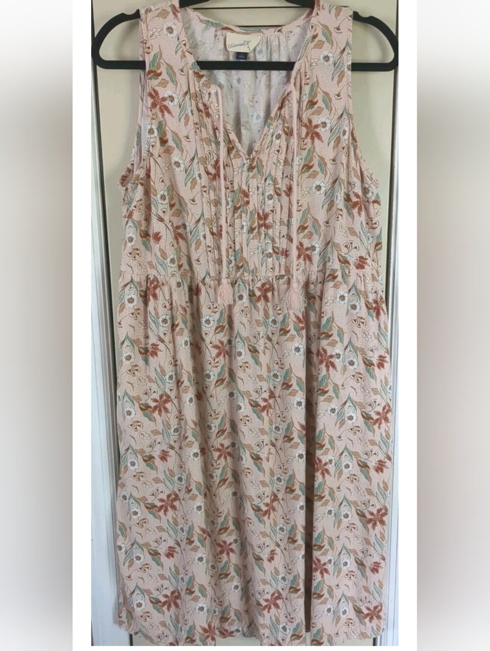 Universal Threads M Peach Boho Floral Dress Pockets Linen/Rayon Tassels Pintucks